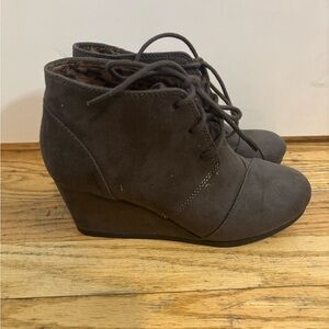 Marcorepublic Women's Gray Wedge Ankle Boots size 8.5 EUC VINTAGE
